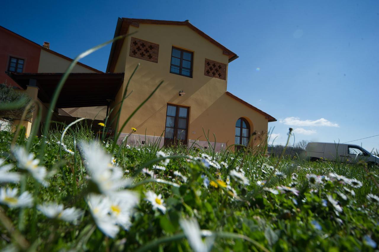 Agriturismo Lo Zolfino Penna Екстер'єр фото